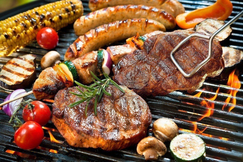21 Essential Backyard Barbecue Classics