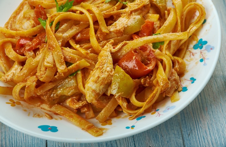 One-Skillet Cajun Chicken and Pasta 