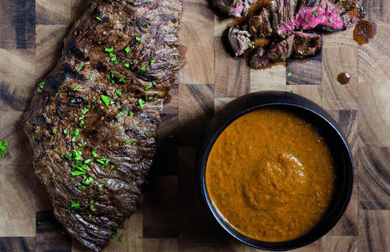 Grilled Skirt Steak With Chimichurri