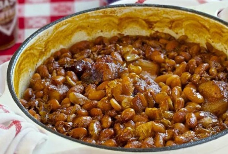 Classic Buffalo Baked Beans