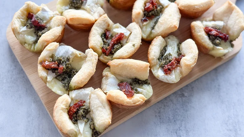 Pesto Brie Bites