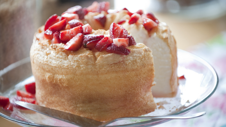 strawberry shortcake on platter