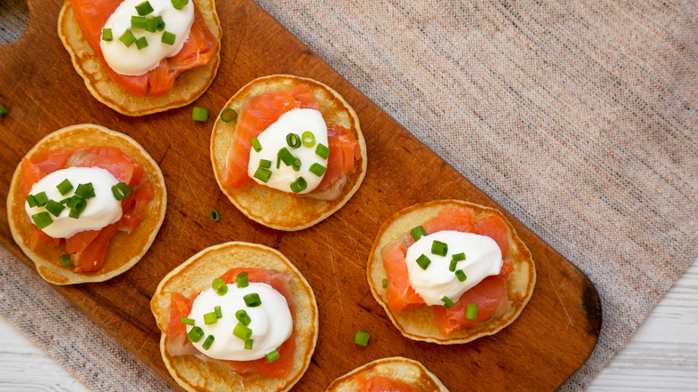 Smoked salmon canapés