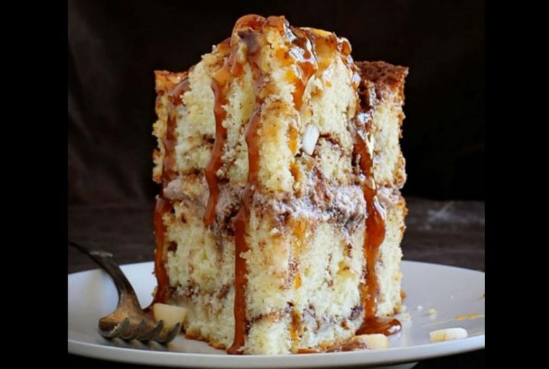 Caramel Apple Cinnamon Cake