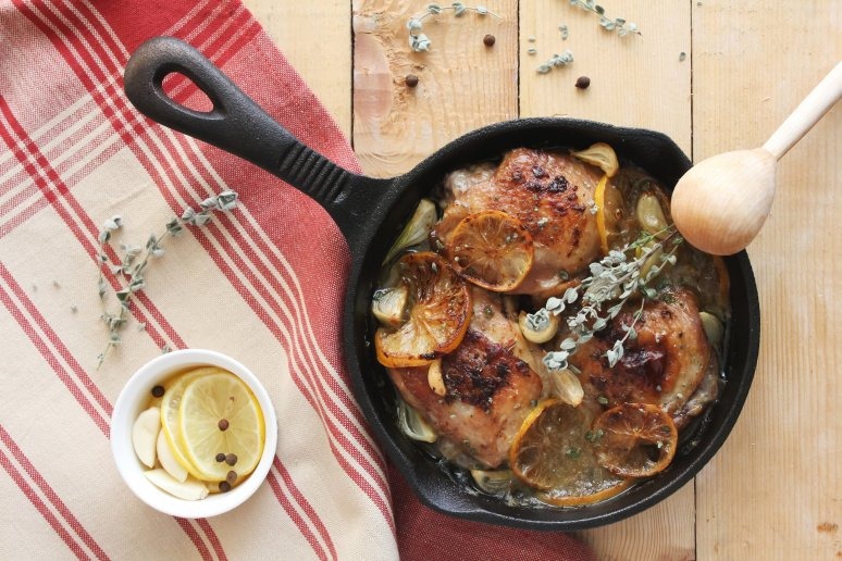 One-Pan Crispy Chicken in a White Wine Sauce