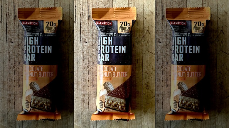 Elevation High Protein Bar Chocolate Peanut Butter
