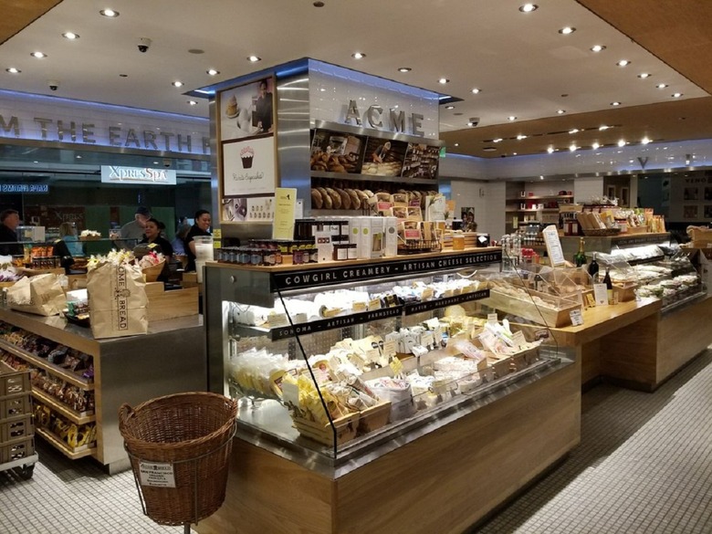 #10 Napa Farms Market (San Francisco International Airport)