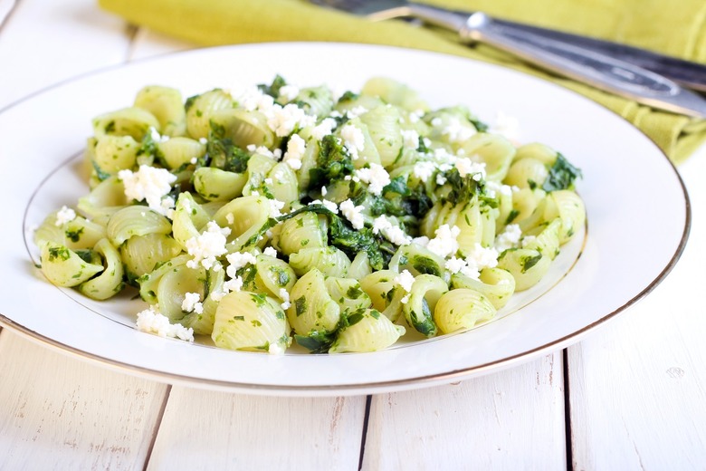 Arugula-Basil-Ricotta Pesto Pasta