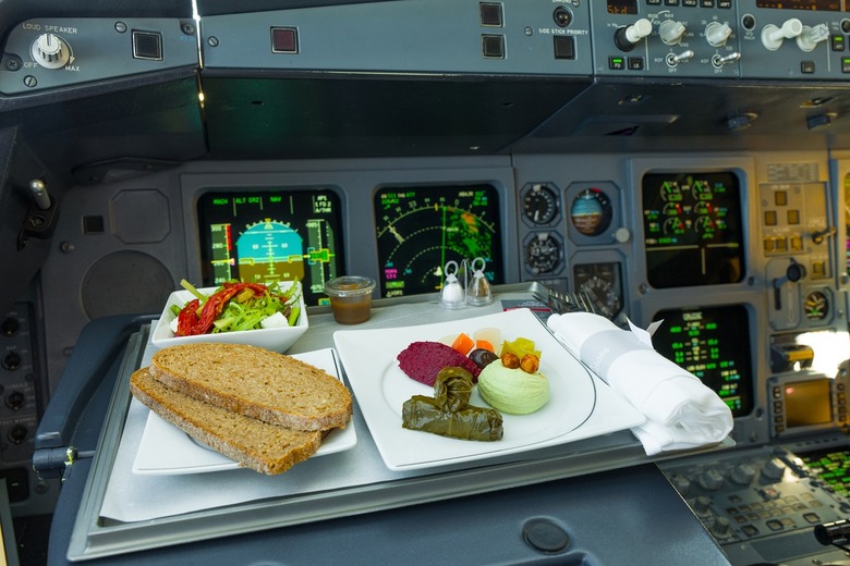 Pilots have different meals 