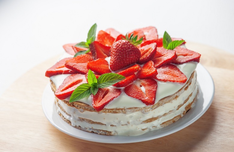 Strawberry Shortcake Icebox Cake 