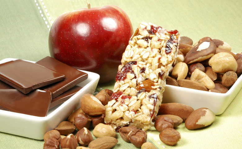 Apple Oatmeal Protein Bars