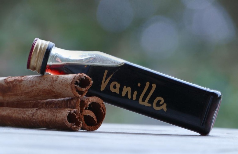 Homemade Vanilla Extract