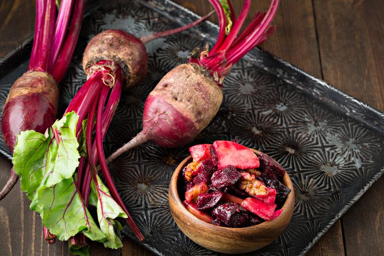 Apple Beet Ginger Salad