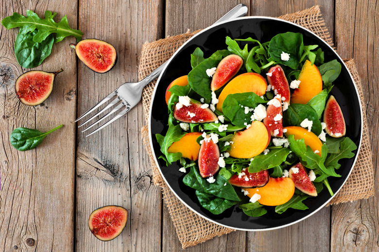 Peach, Arugula and Goat Cheese Salad