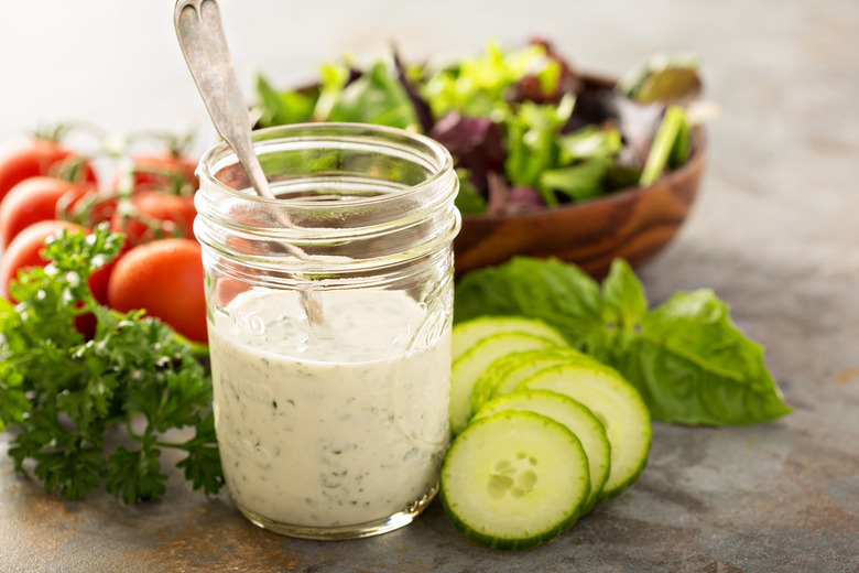 Creamy Garlic and Herb Salad Dressing