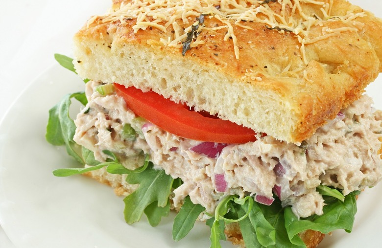 Healthy Tuna Salad Sandwich 