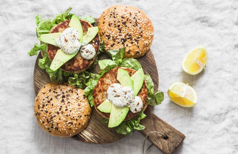 Grilled Tuna Burgers 