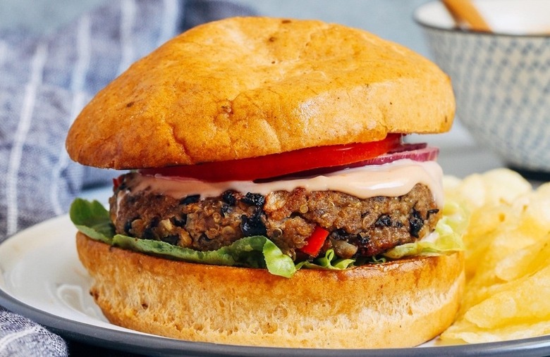 Black Bean Quinoa Veggie Burgers 