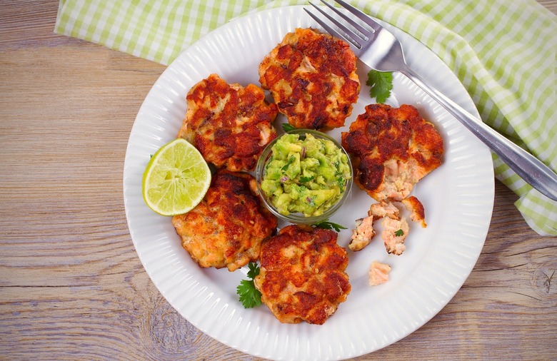 Quick & Easy Salmon Cakes 