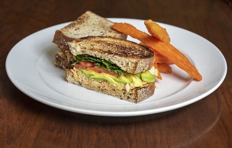 Smoked Jalapeno Tuna Salad Sandwich 