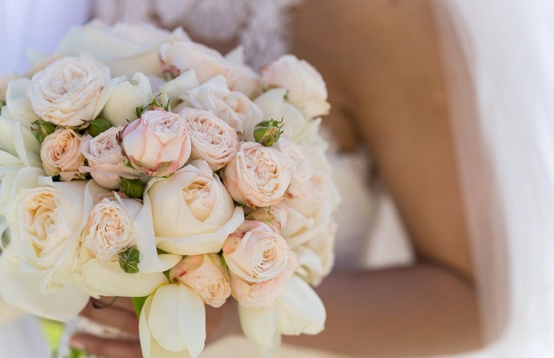 Monochromatic Bouquets