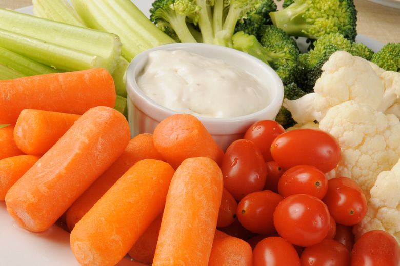 Turkey-Shaped Veggie Platter