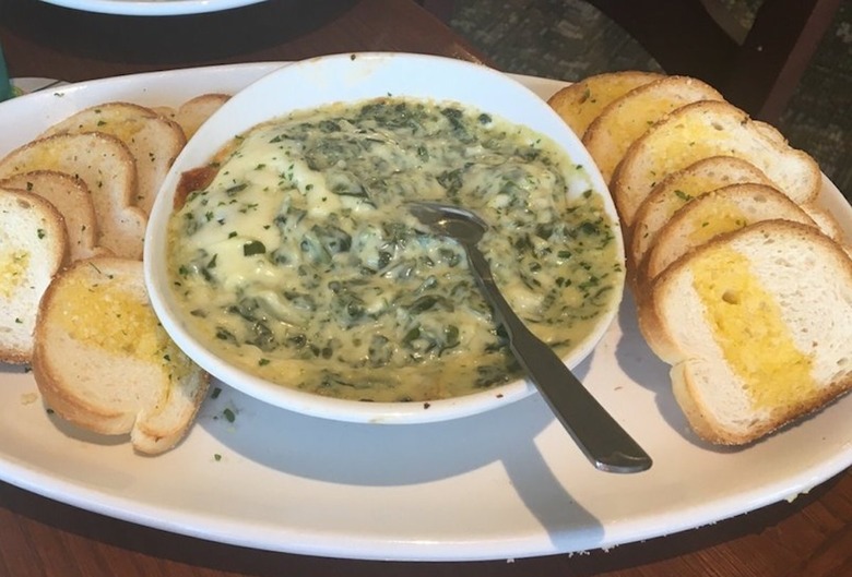 Olive Garden's Spinach and Artichoke Dip