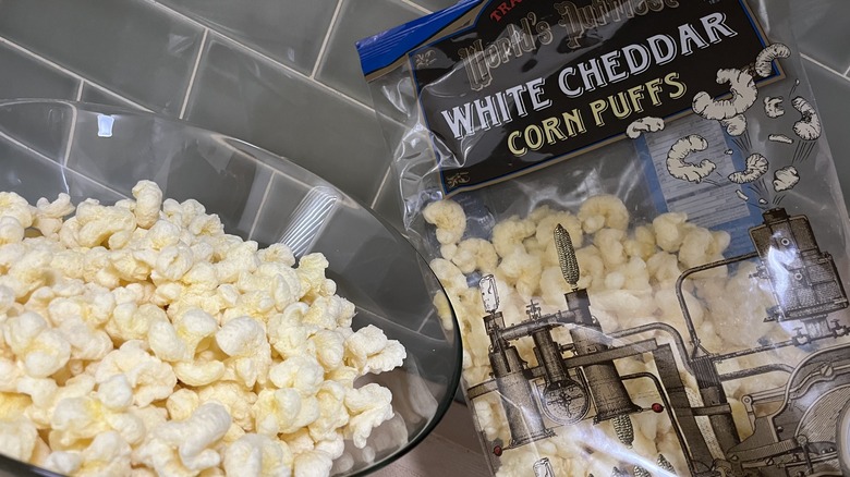 Cheddar cheese corn puffs