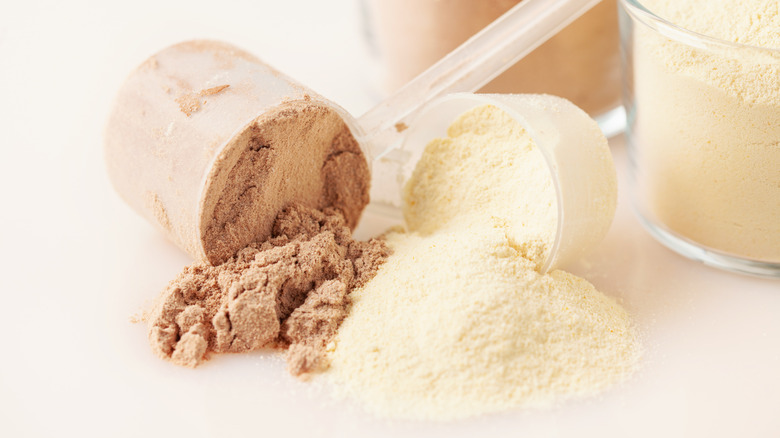 Scoops of whey protein