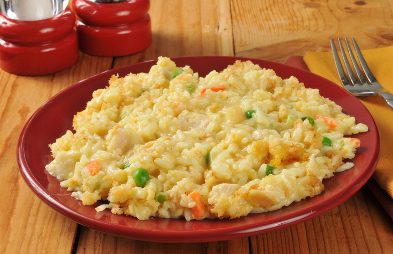 Easy Cheesy Chicken and Rice Casserole