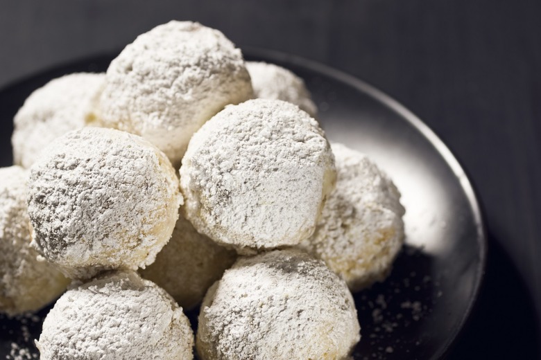 Russian Tea Cake Cookies (Russia)