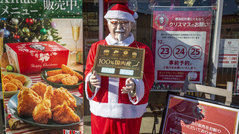 Japanese Colonel Sanders statue in Santa outfit