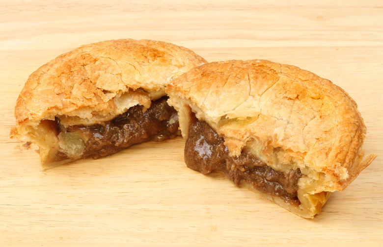 Mini Cheeseburger Pies 