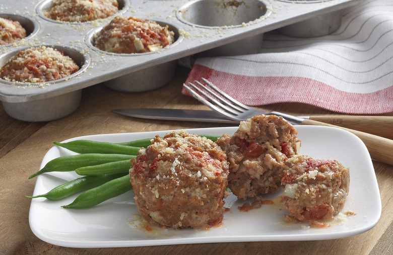 Weeknight Mini Meatloaves 