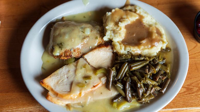 Cracker Barrel dinner plate