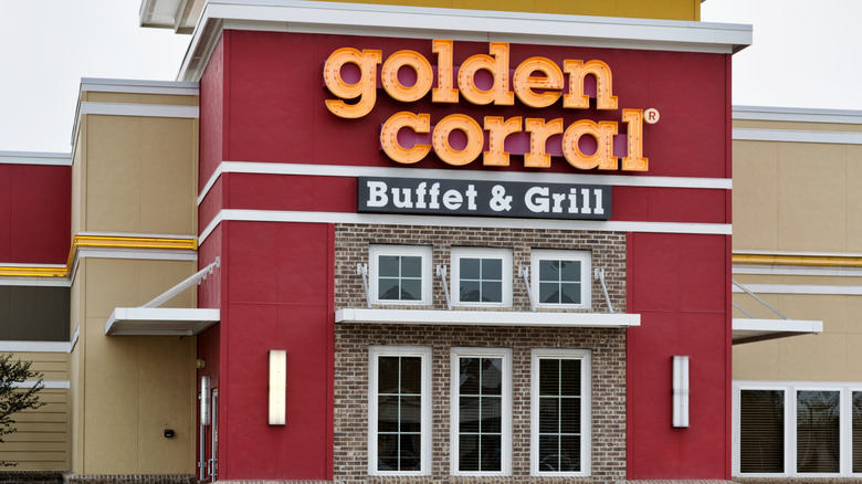 Golden Corral exterior