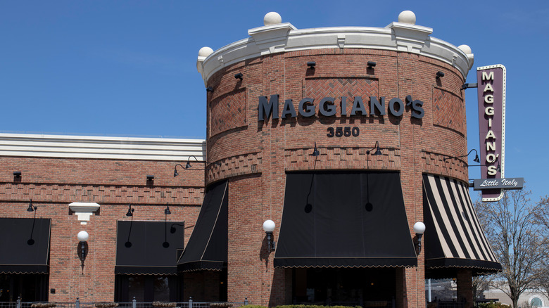 Maggiano's exterior