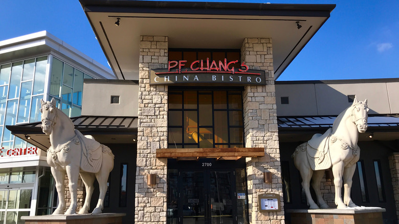 P.F. Chang's entrance