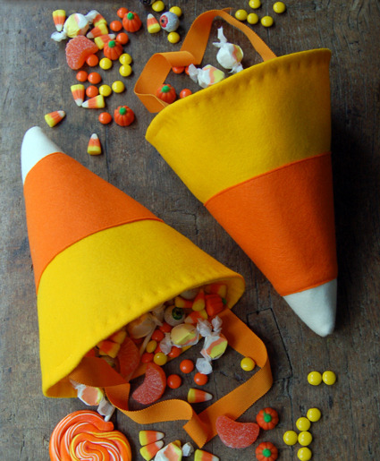 Candy Corn Trick-or-Treat Bags 