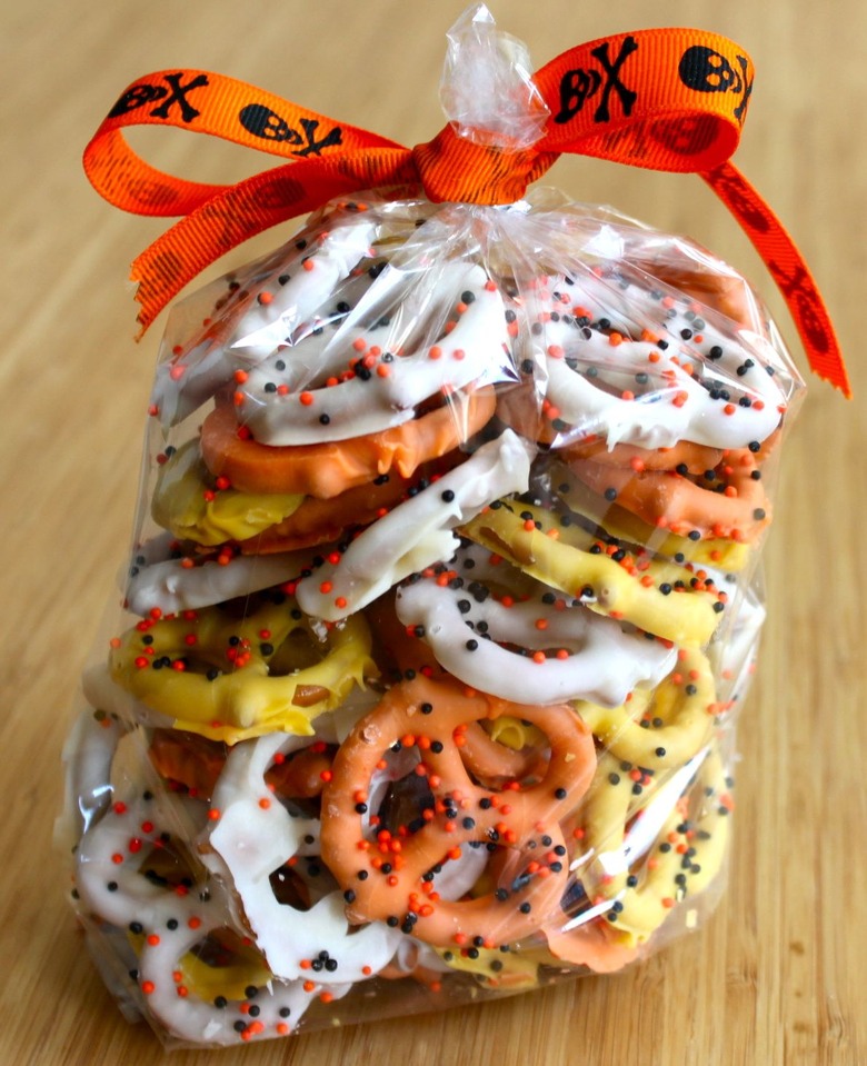 Candy Corn Pretzels