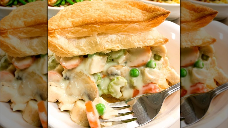 Metro Diner chicken pot pie