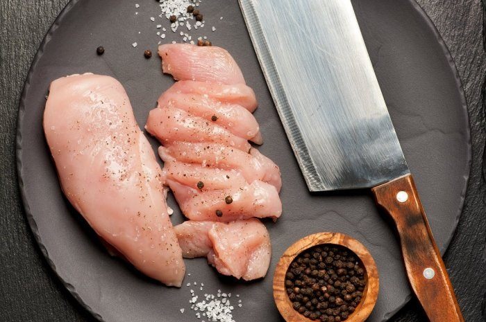 4 Tips for Cooking a Juicy and Flavorful Chicken Breast