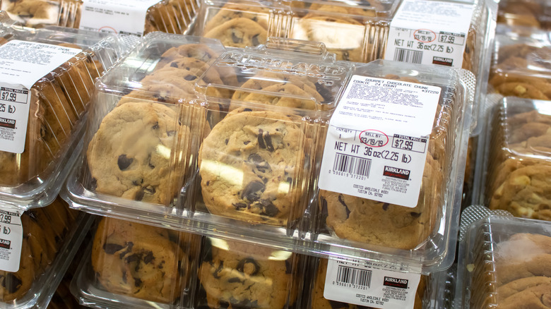 Costco chocolate chunk cookies packages
