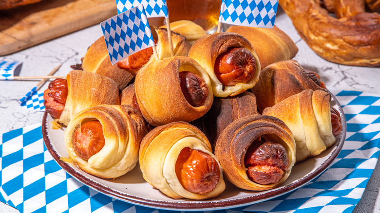 Plate of pigs in a blanket