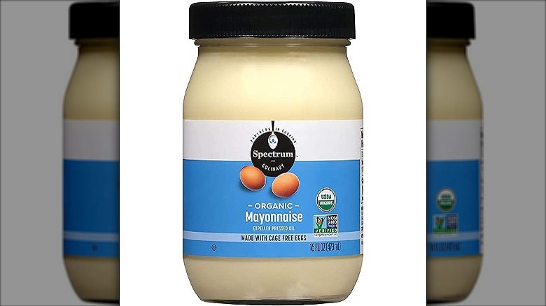 Jar of Spectrum organic mayonnaise