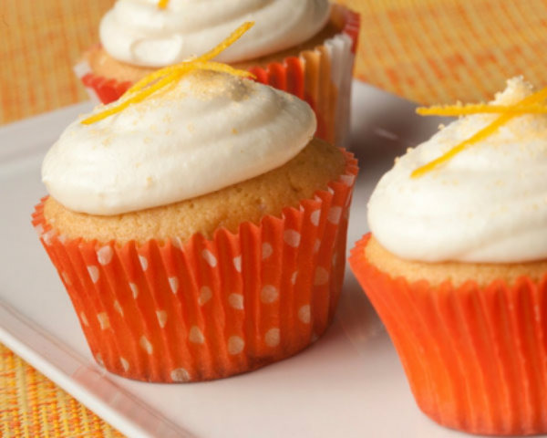 Orange Cupcakes with Cream Cheese