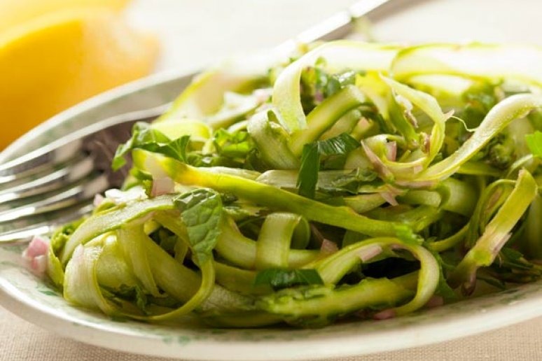 Lemony Asparagus Salad