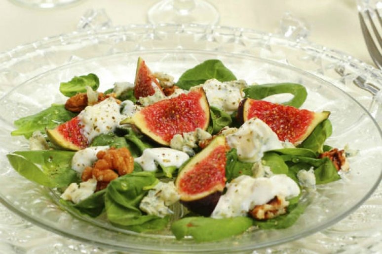 Spinach Salad With Grilled Figs