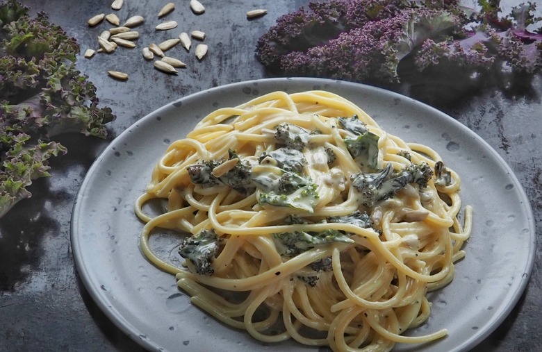 Lemony Kale Spaghetti