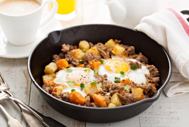 Sunny Side-Up Skillet With Vegetable Hash